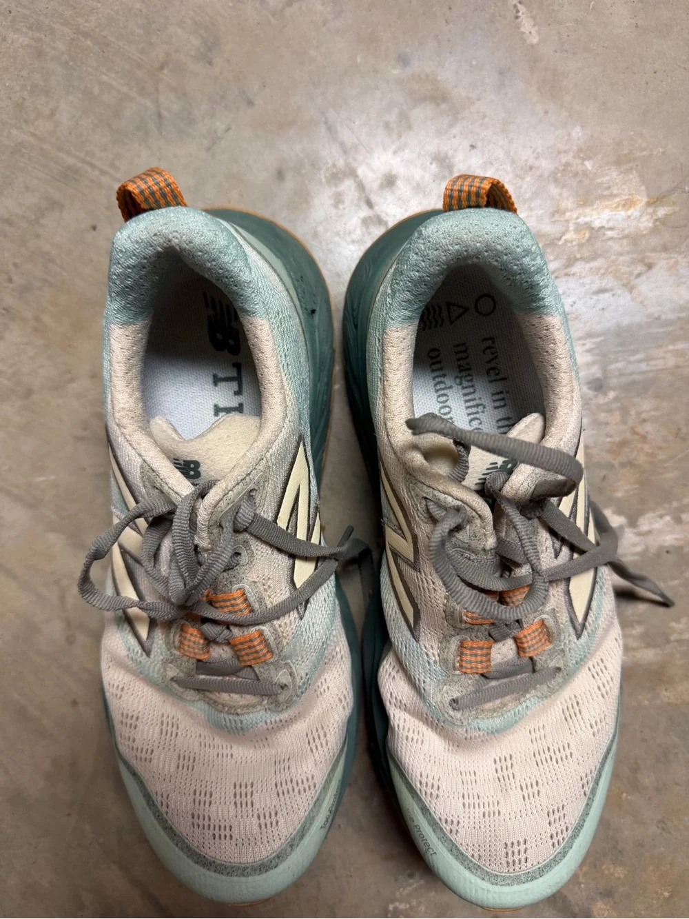 New Balance Fresh Foam X Hierro v9, featuring a 
